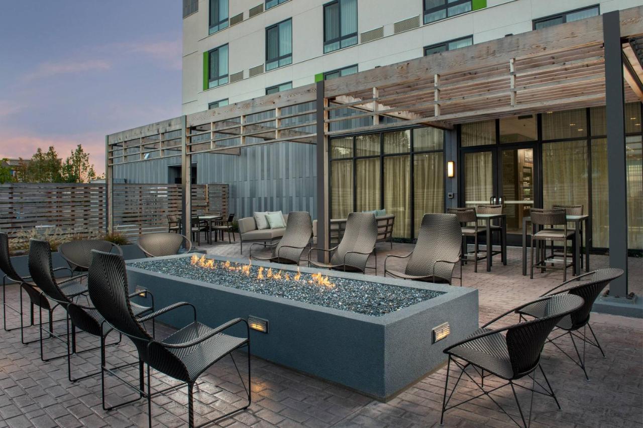 Hotel Courtyard Portland East Fairview Exteriér fotografie